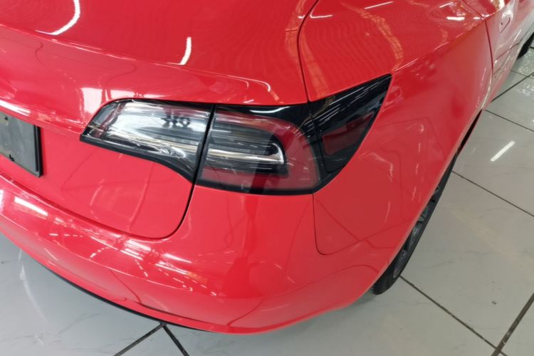 Tesla Model 3 2020 car image #8