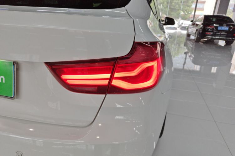 BMW 3 Series GT 2020 #8 BMW 3 Series GT 2020 car image #8