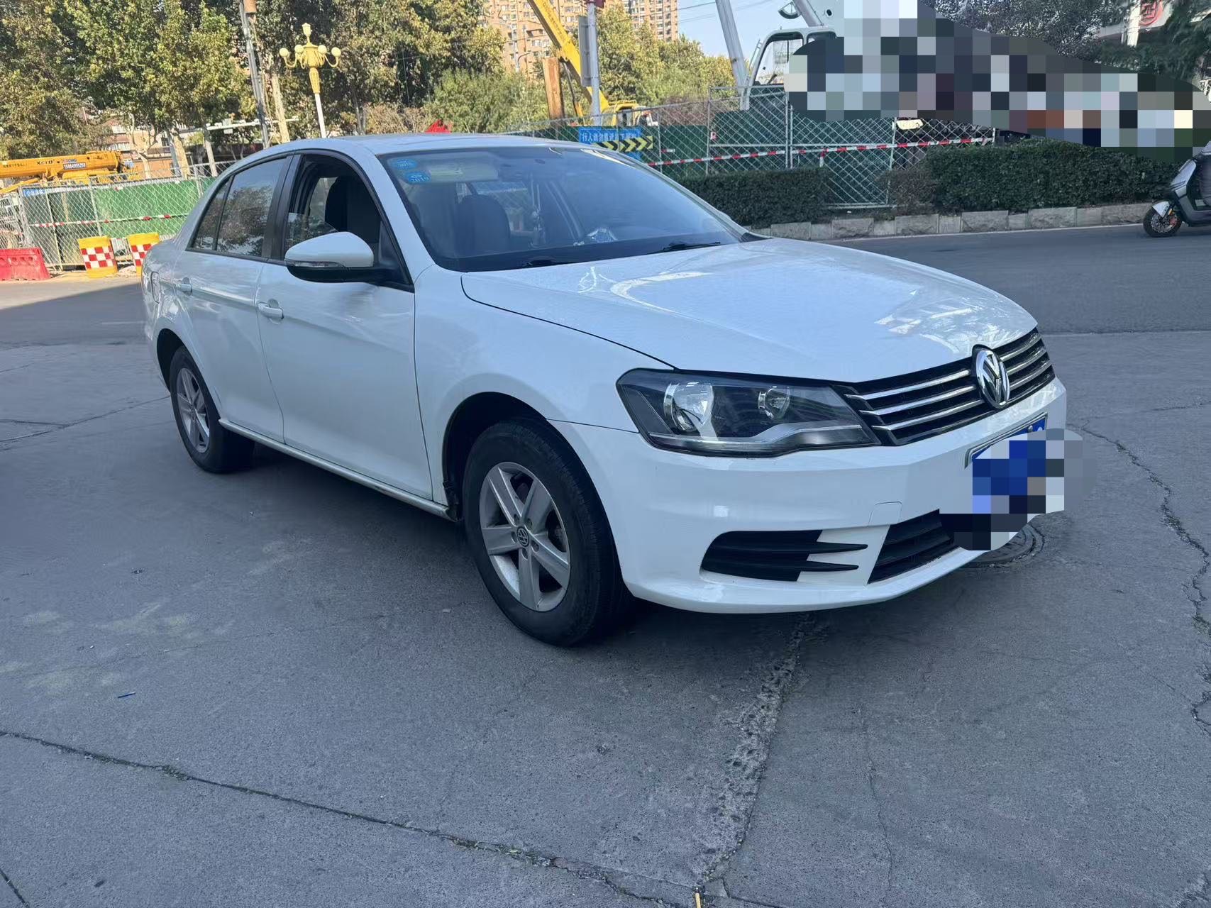 Volkswagen Bora 2015 car image #2