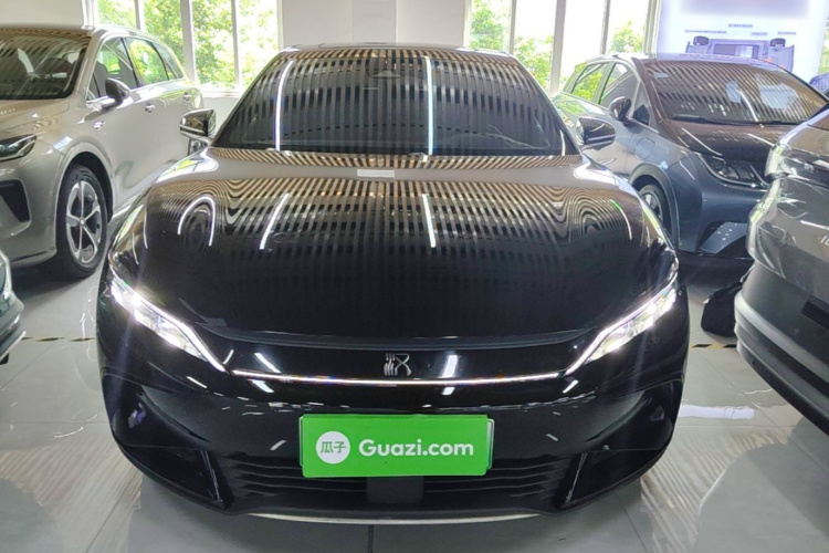 BYD Han 2023 car image #3