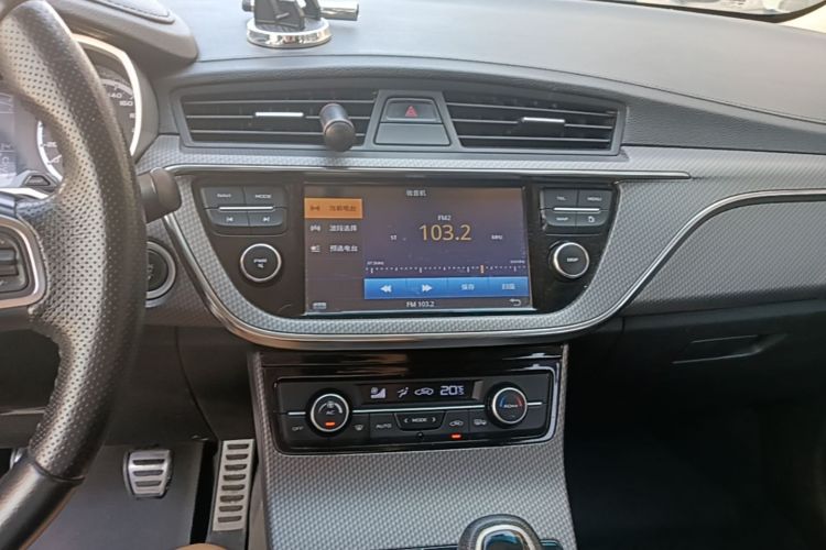 GEELY Emgrand GS 2017 imagem de carro #13