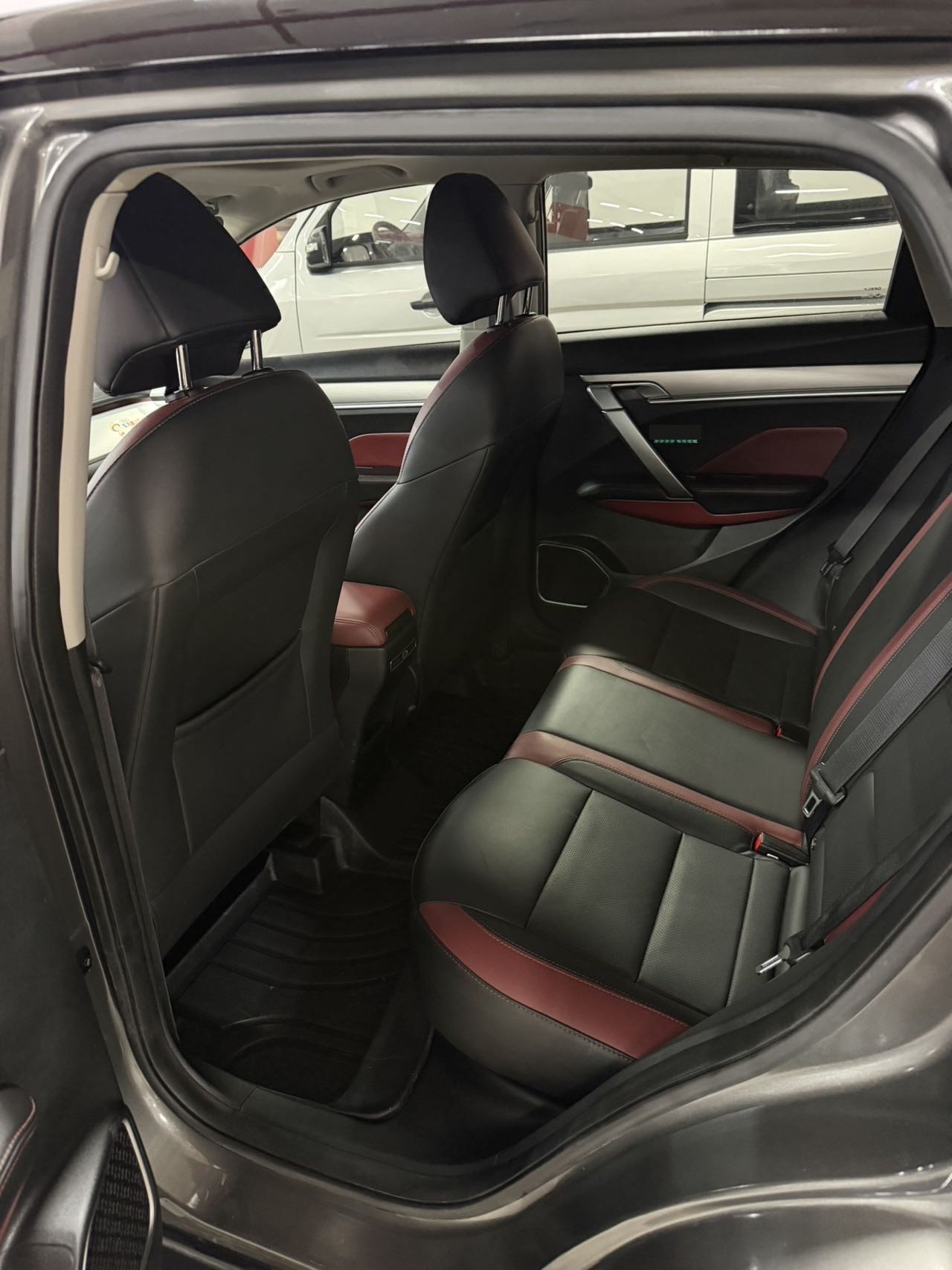 GEELY Coolray 2023 #5 GEELY Coolray 2023 car image #5