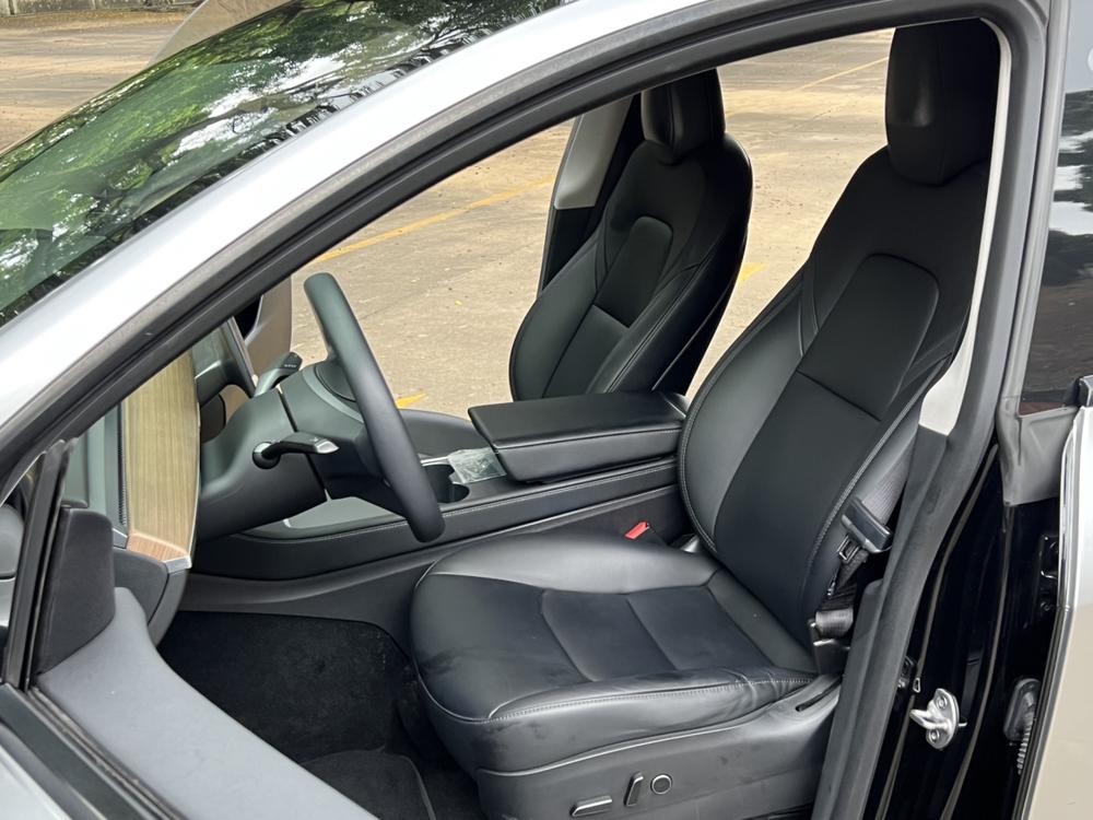 Tesla Model Y 2022 #21 Tesla Model Y 2022 car image #21