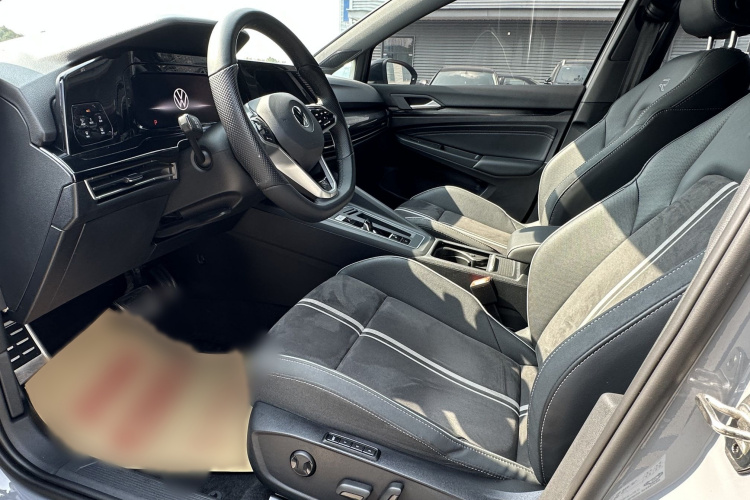 Volkswagen Golf 2024 #10 Volkswagen Golf 2024 car image #10