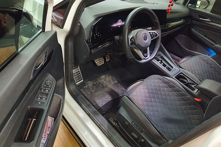 Volkswagen Golf 2022 immagine di auto #16