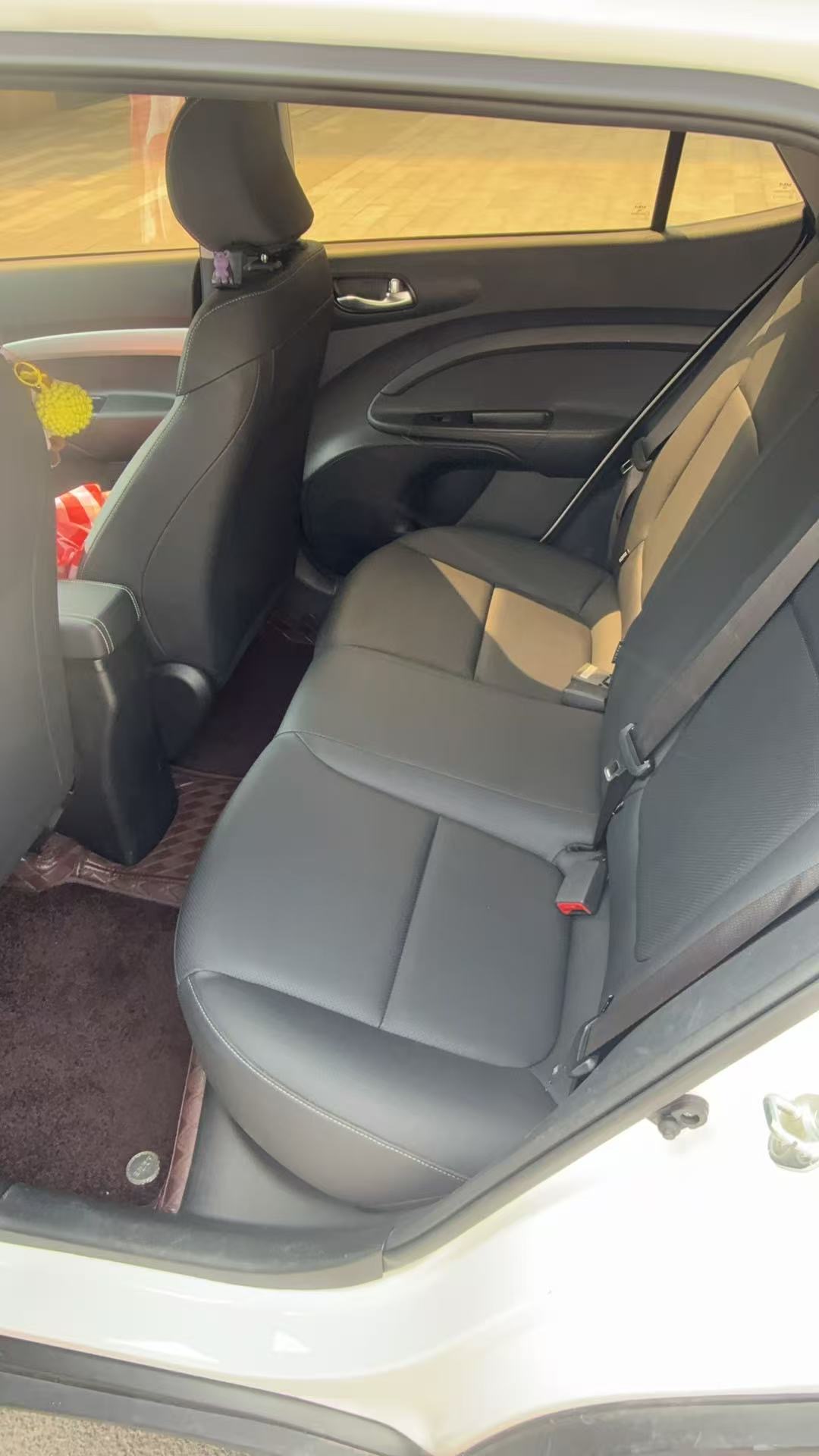 起亚 奕跑 2023 汽车图片 #3