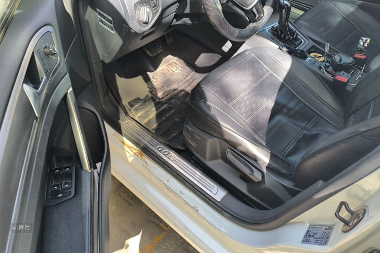 Volkswagen Golf 2014 car image #18
