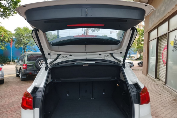 BMW X1 2018 #19 BMW X1 2018 car image #19