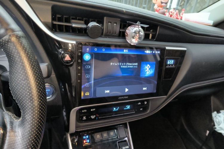 Toyota Corolla 2017 #15 Toyota Corolla 2017 car image #15