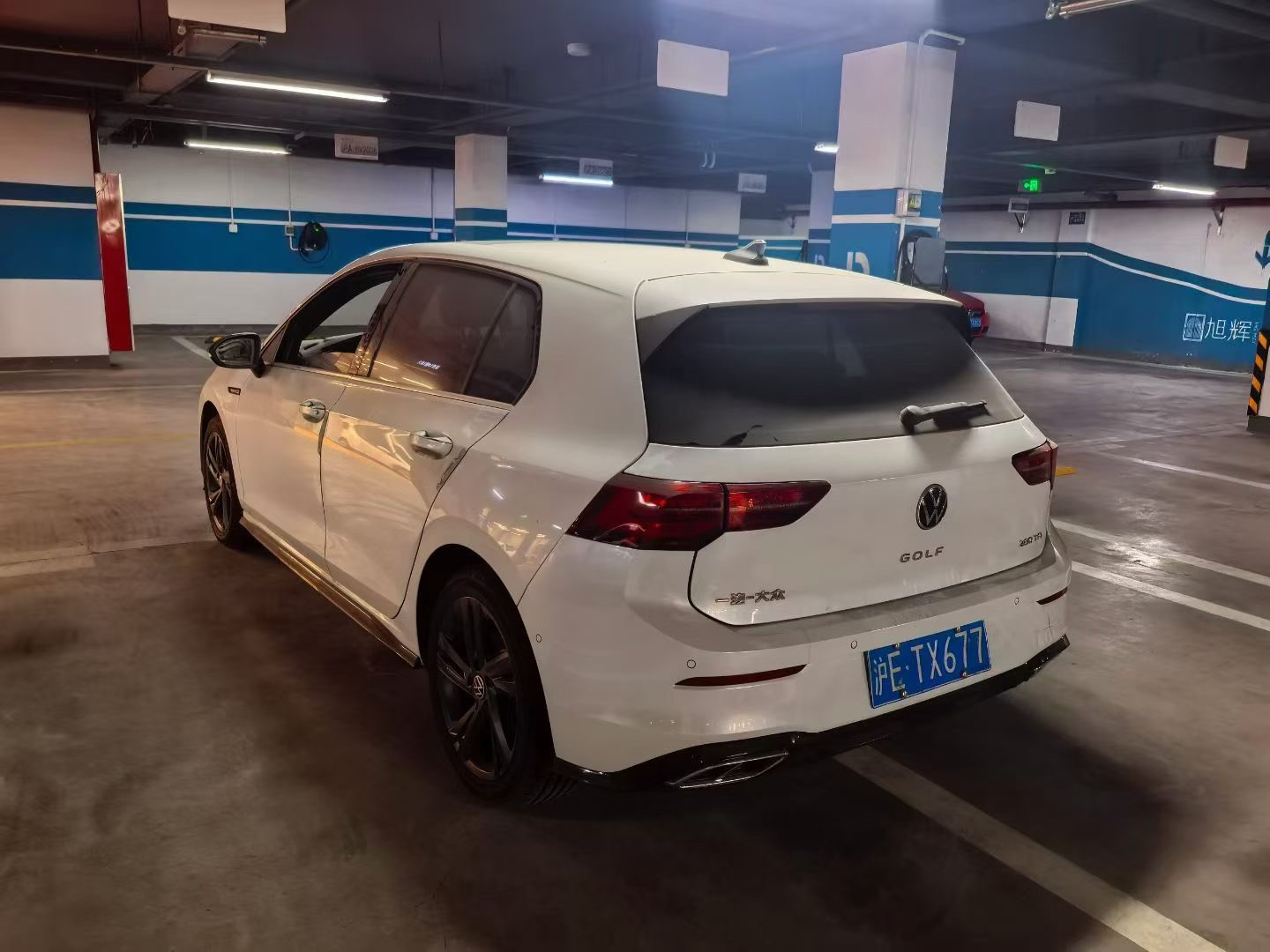 Volkswagen Golf 2022 car image #8