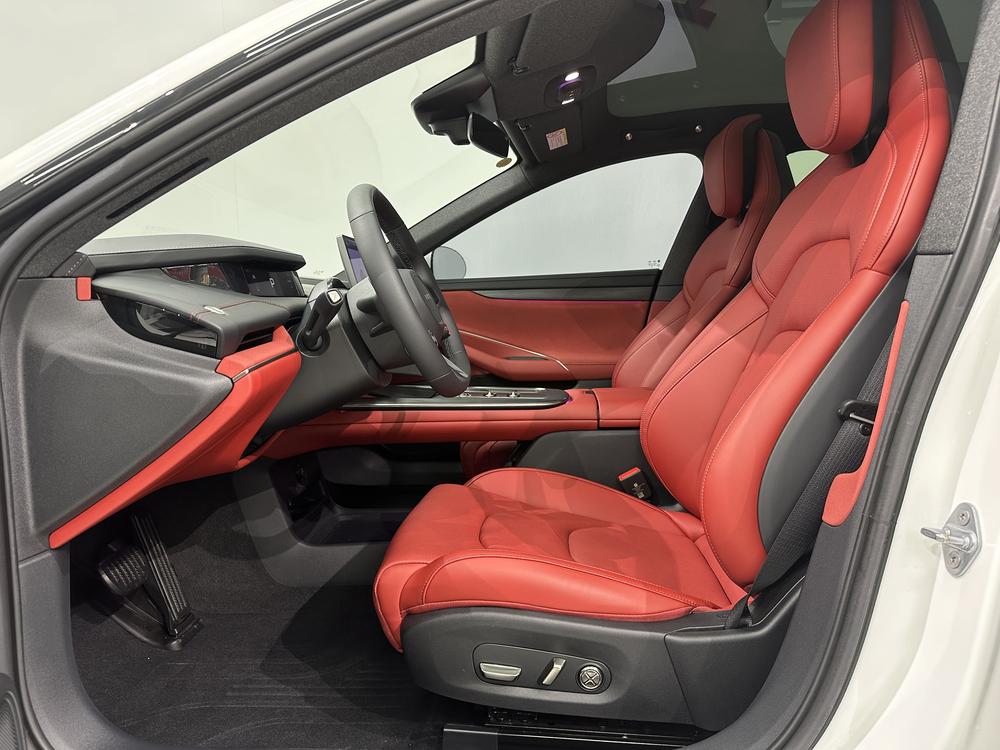 2024 #18 2024 imagen de coche #18