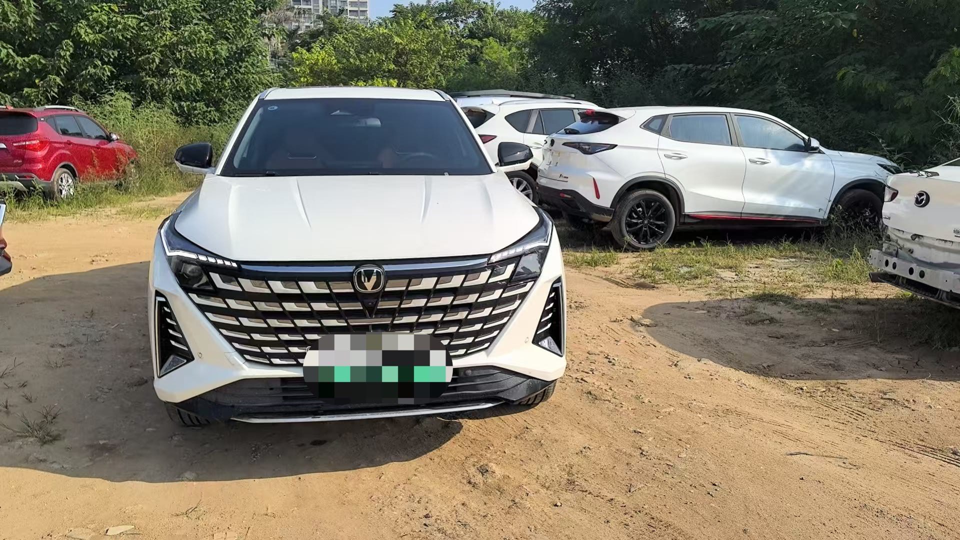 Changan UNI-Z PHEV 2025 #3 Changan UNI-Z PHEV 2025 car image #3