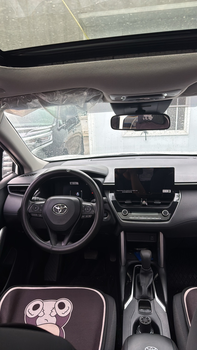 Toyota Corolla Cross 2024 immagine di auto #9