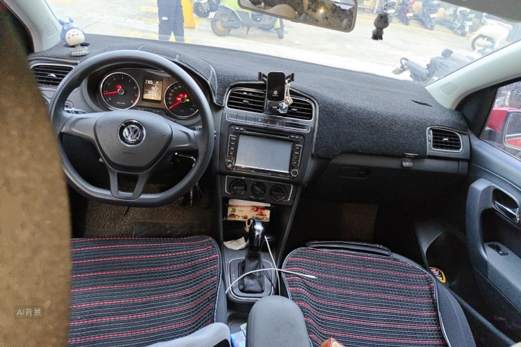 Volkswagen Polo 2015 #11 Volkswagen Polo 2015 car image #11
