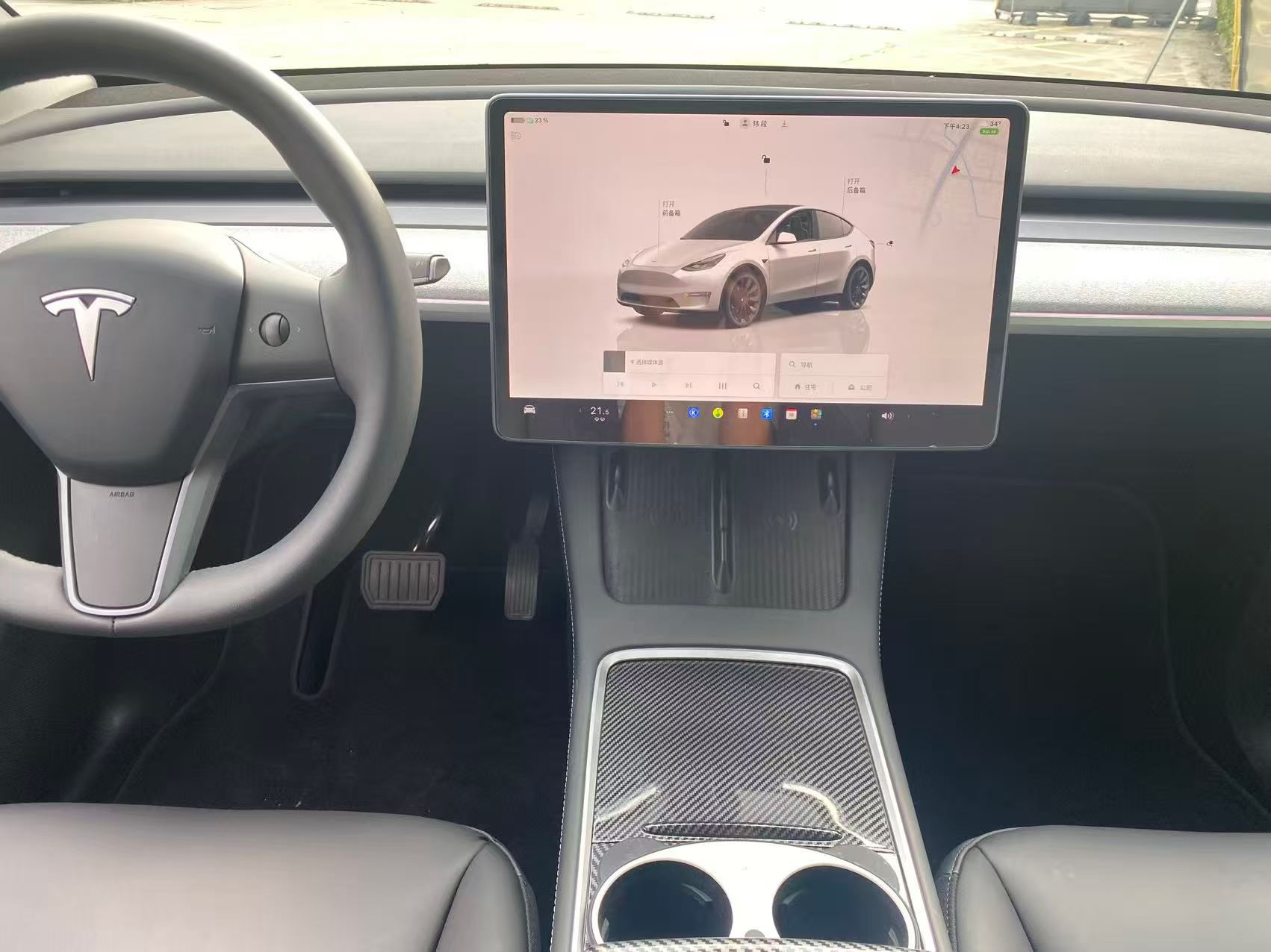 Tesla Model Y 2024 #7 Tesla Model Y 2024 car image #7