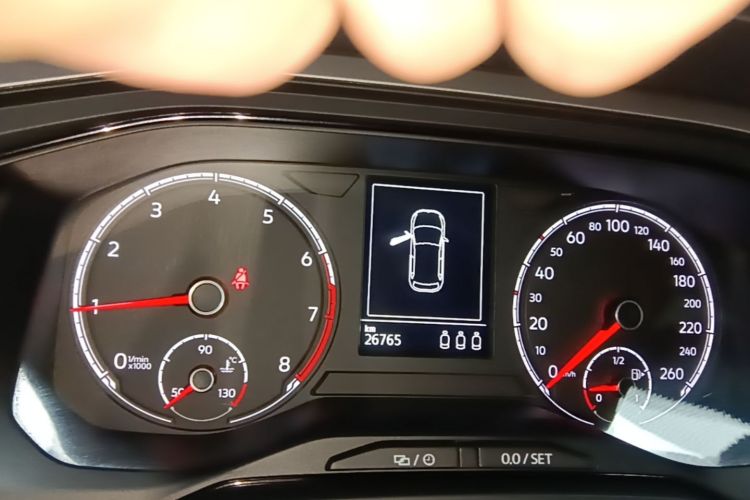 Volkswagen Polo 2020 car image #12