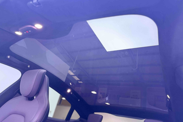 MI SU7 2025 car image #18