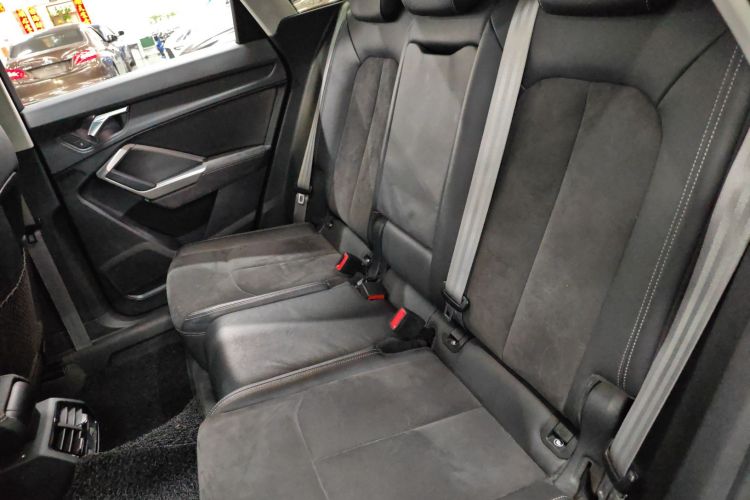 Audi Q3 2021 image de voiture #17