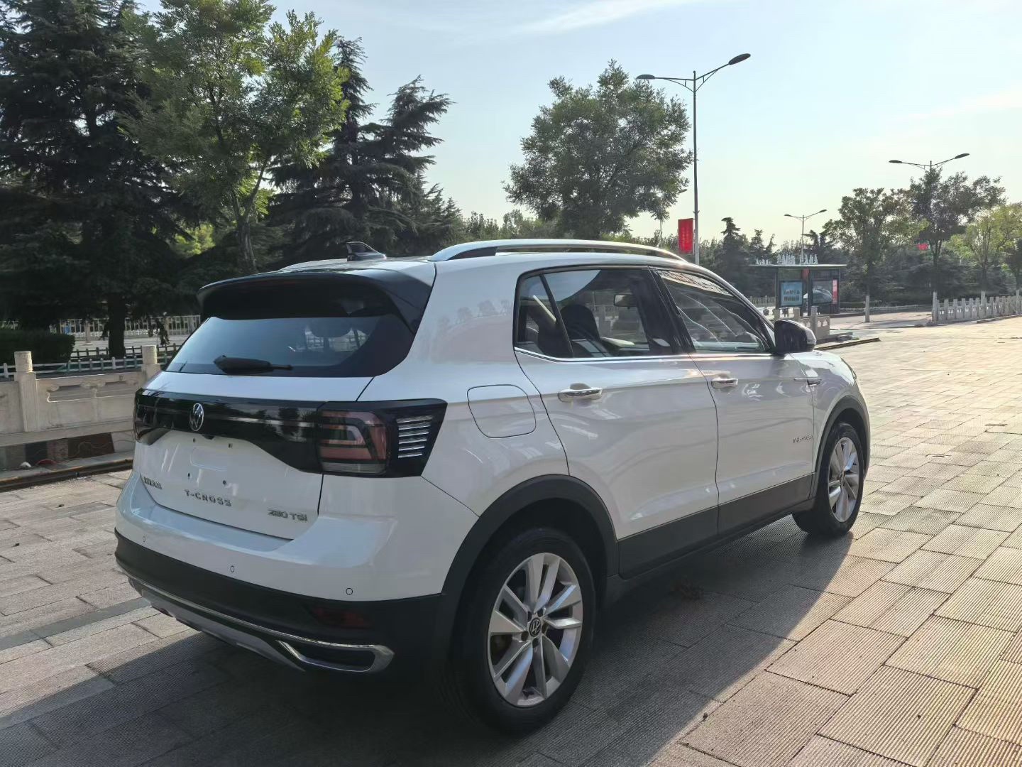 Volkswagen T-Cross 2020 car image #4