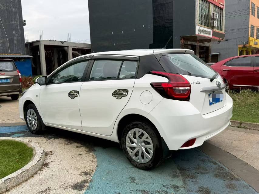 Toyota Vios FS 2020 immagine di auto #9