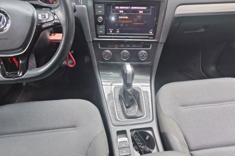 Volkswagen Golf 2019 #18 Volkswagen Golf 2019 car image #18