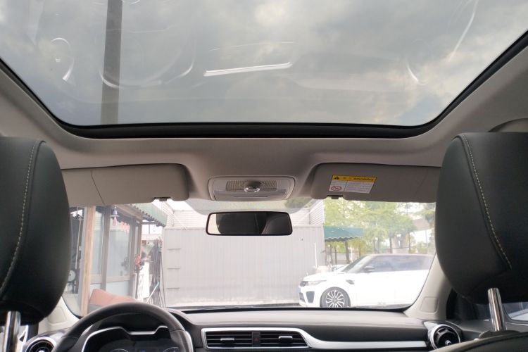 MG ZS 2019 car image #20