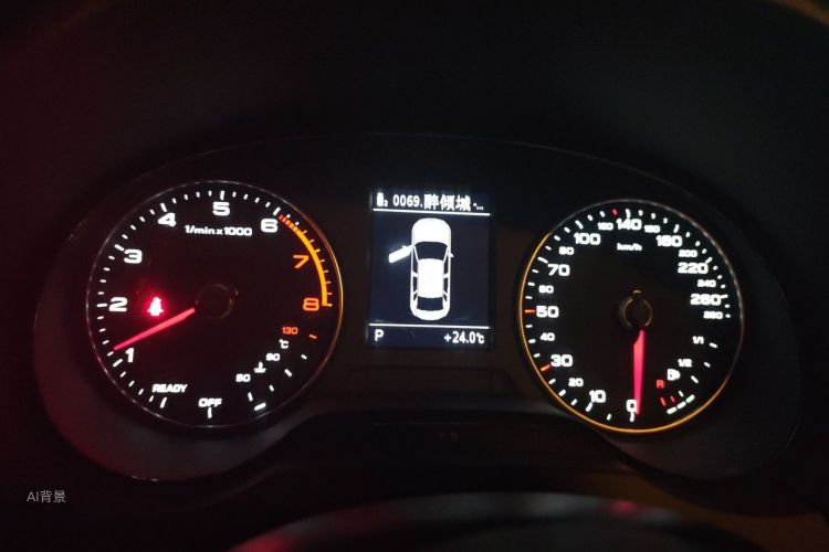 Audi A3 2018 car image #13