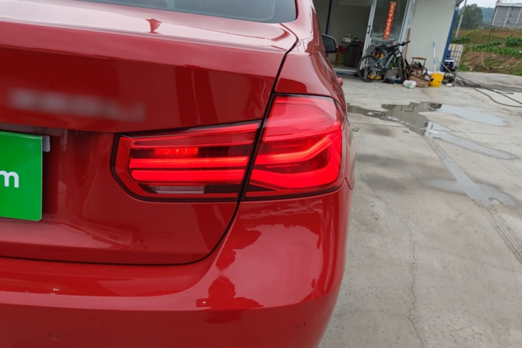 BMW 3 Series 2017 #8 BMW 3 Series 2017 car image #8