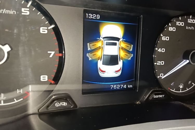 GEELY Emgrand GL 2017 car image #12