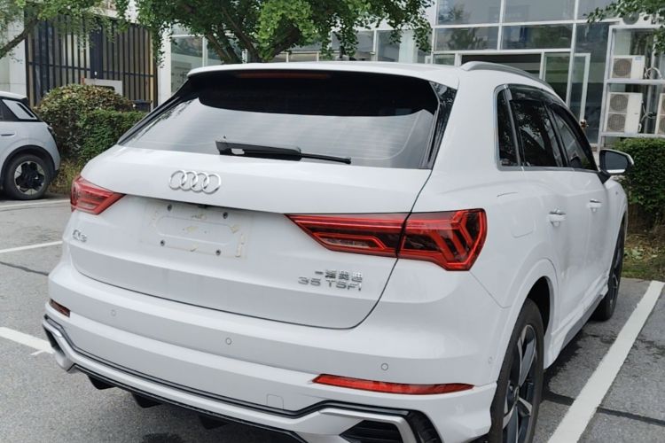 Audi Q3 2025 #7 Audi Q3 2025 car image #7