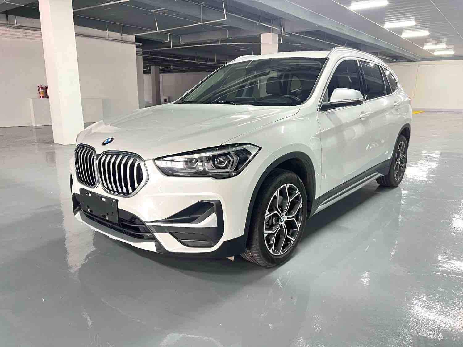 BMW X1 2022 BMW X1 2022 car image