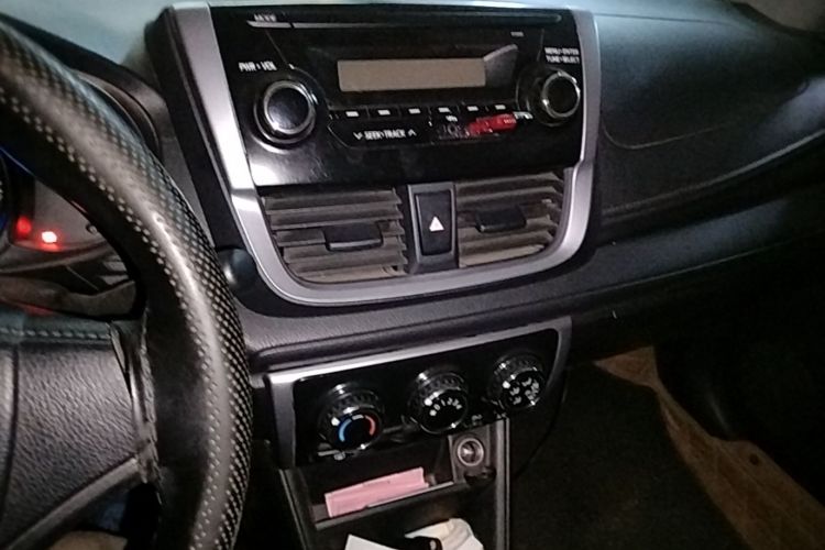 Toyota Vios 2017 #15 Toyota Vios 2017 car image #15