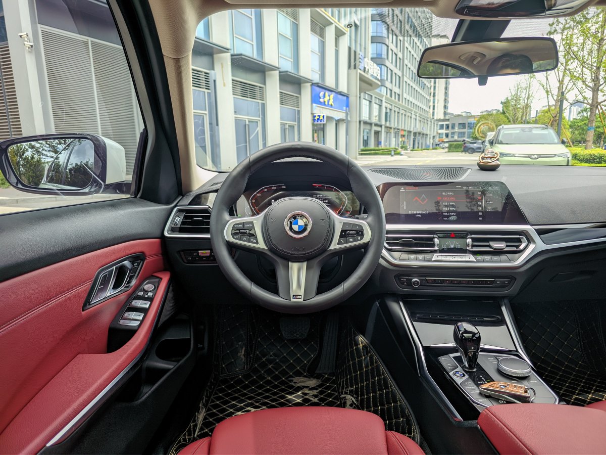 BMW 3 Series 2022 car image #8