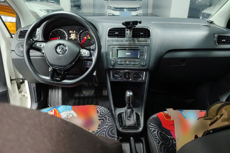 Volkswagen Polo 2016 #10 Volkswagen Polo 2016 car image #10