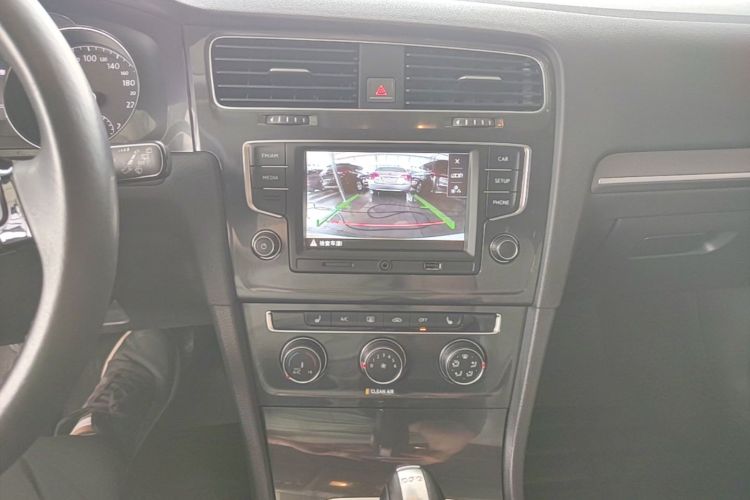 Volkswagen Golf 2017 изображение автомобиля #13