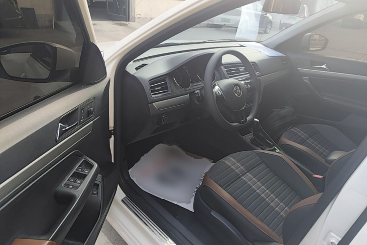Volkswagen Lavida 2021 imagen de coche #16