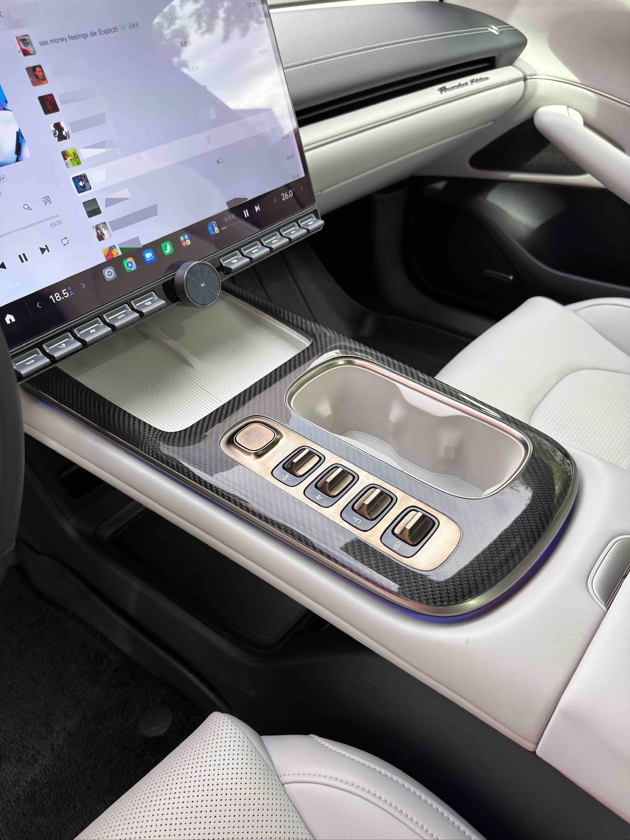 2024 car image #7