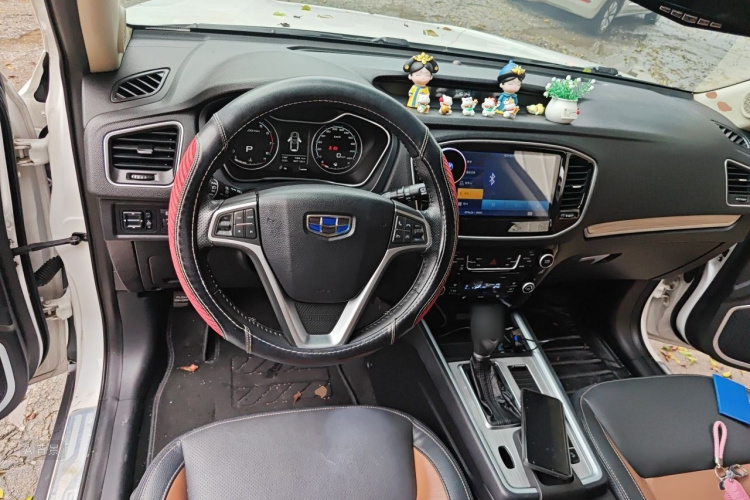 GEELY Vision X6 2017 car image #12