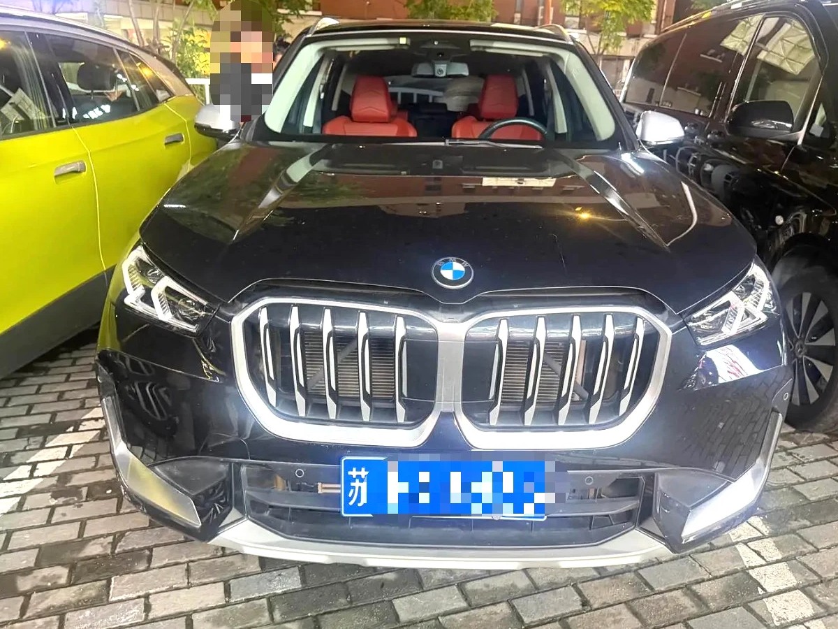 BMW X1 2023 car image #2