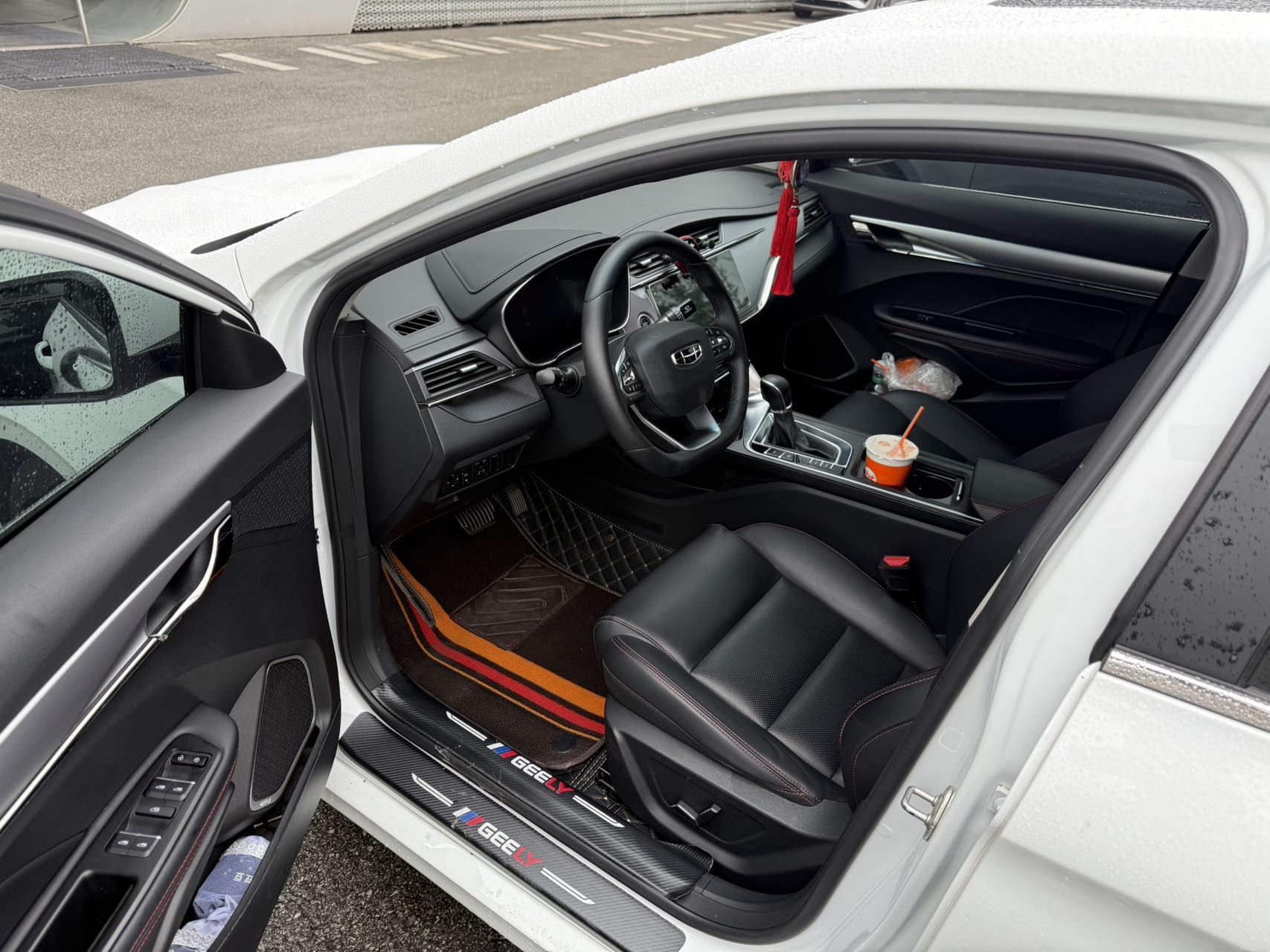 GEELY Binray 2020 car image #2