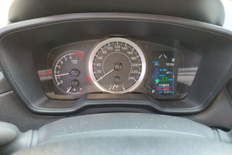 Toyota Corolla Cross 2023 car image #12