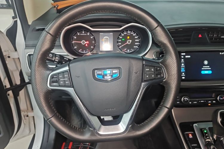 GEELY Emgrand GS 2017 immagine di auto #11