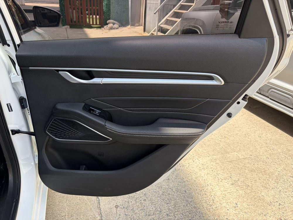 GEELY Emgrand 2022 #7 GEELY Emgrand 2022 car image #7
