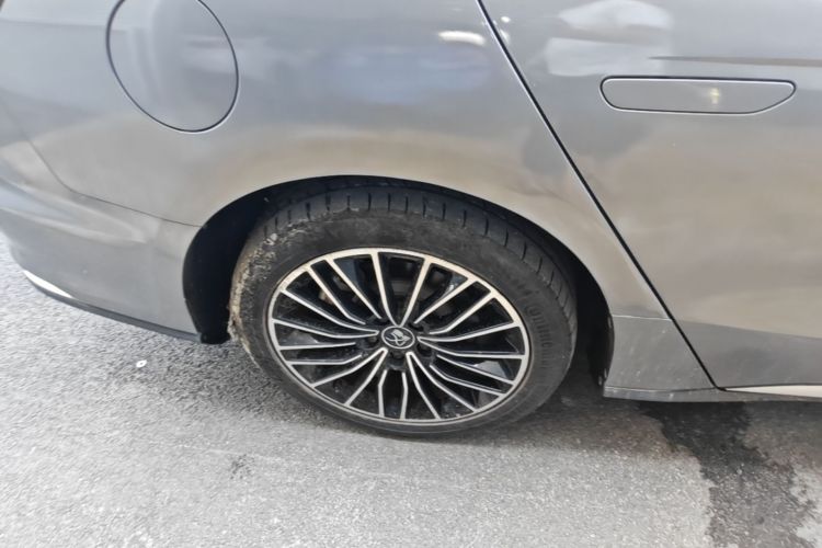 BYD Han 2021 car image #10