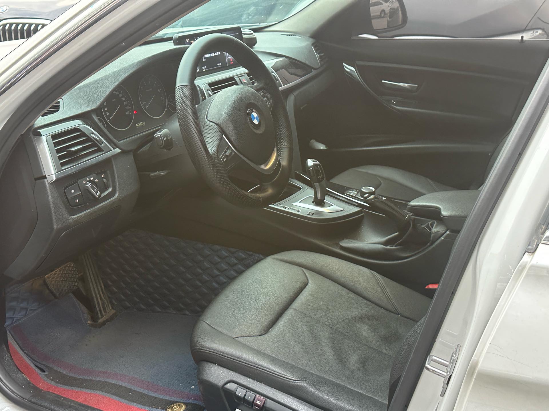 BMW 3 Series 2017 car image #3