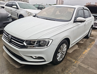 Volkswagen Bora 2016 car image 