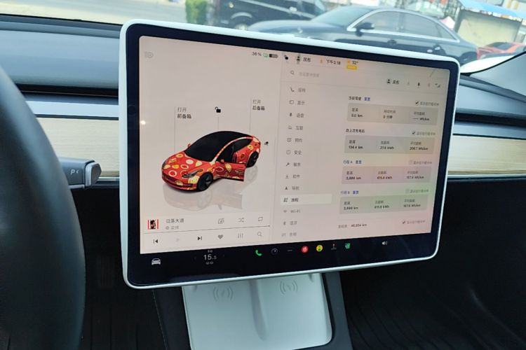 Tesla Model 3 2022 car image #12