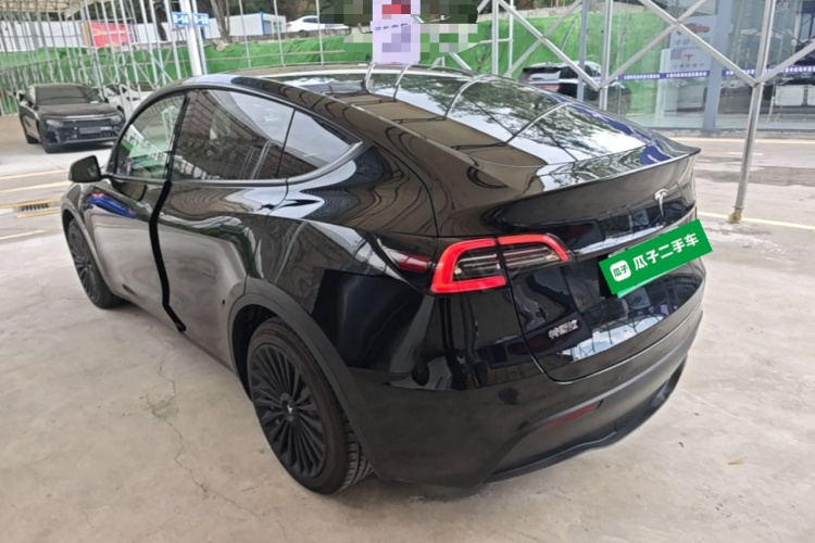 Tesla Model Y 2021 #5 Tesla Model Y 2021 car image #5