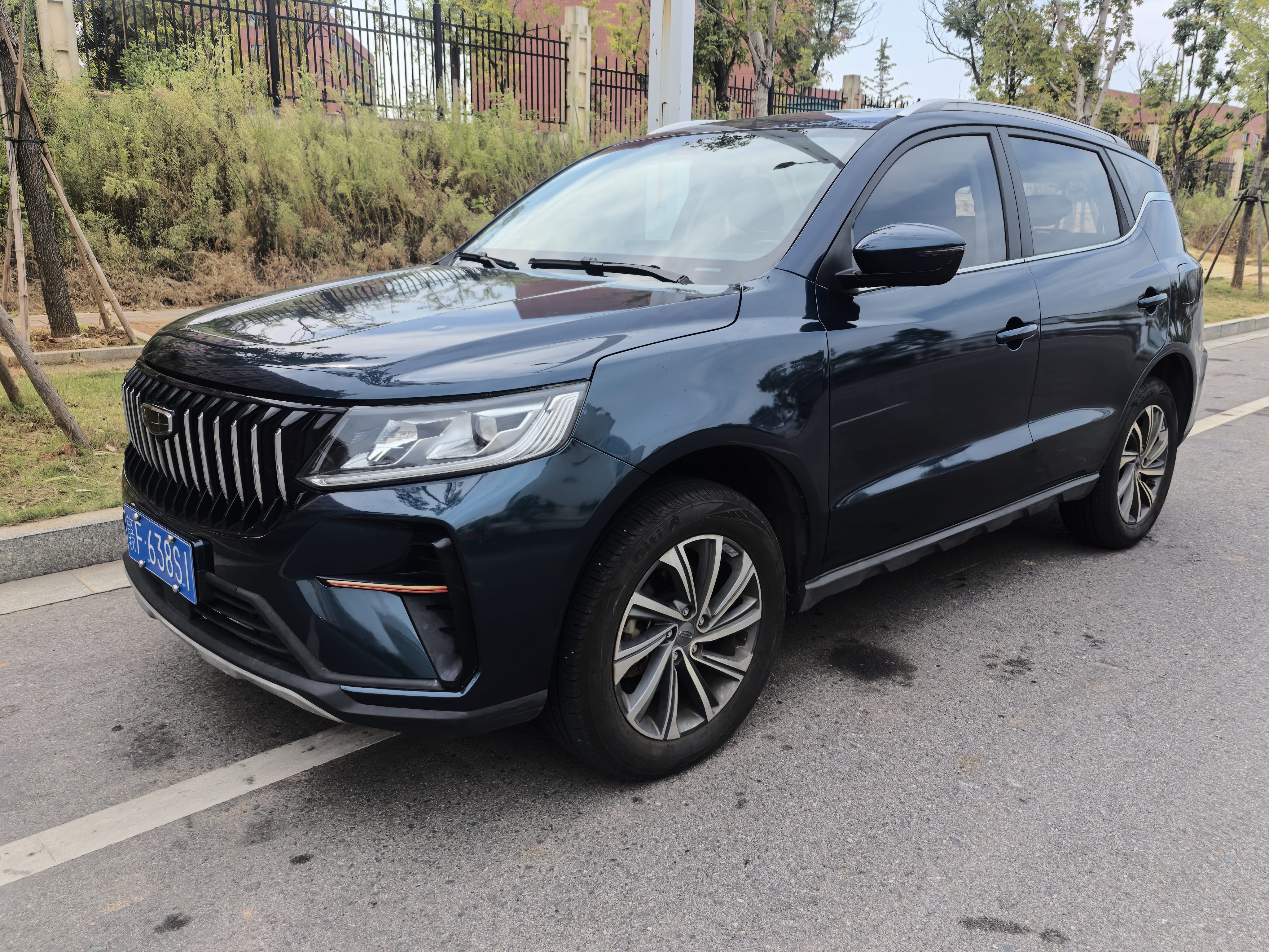 GEELY Vision X6 2023 car image 