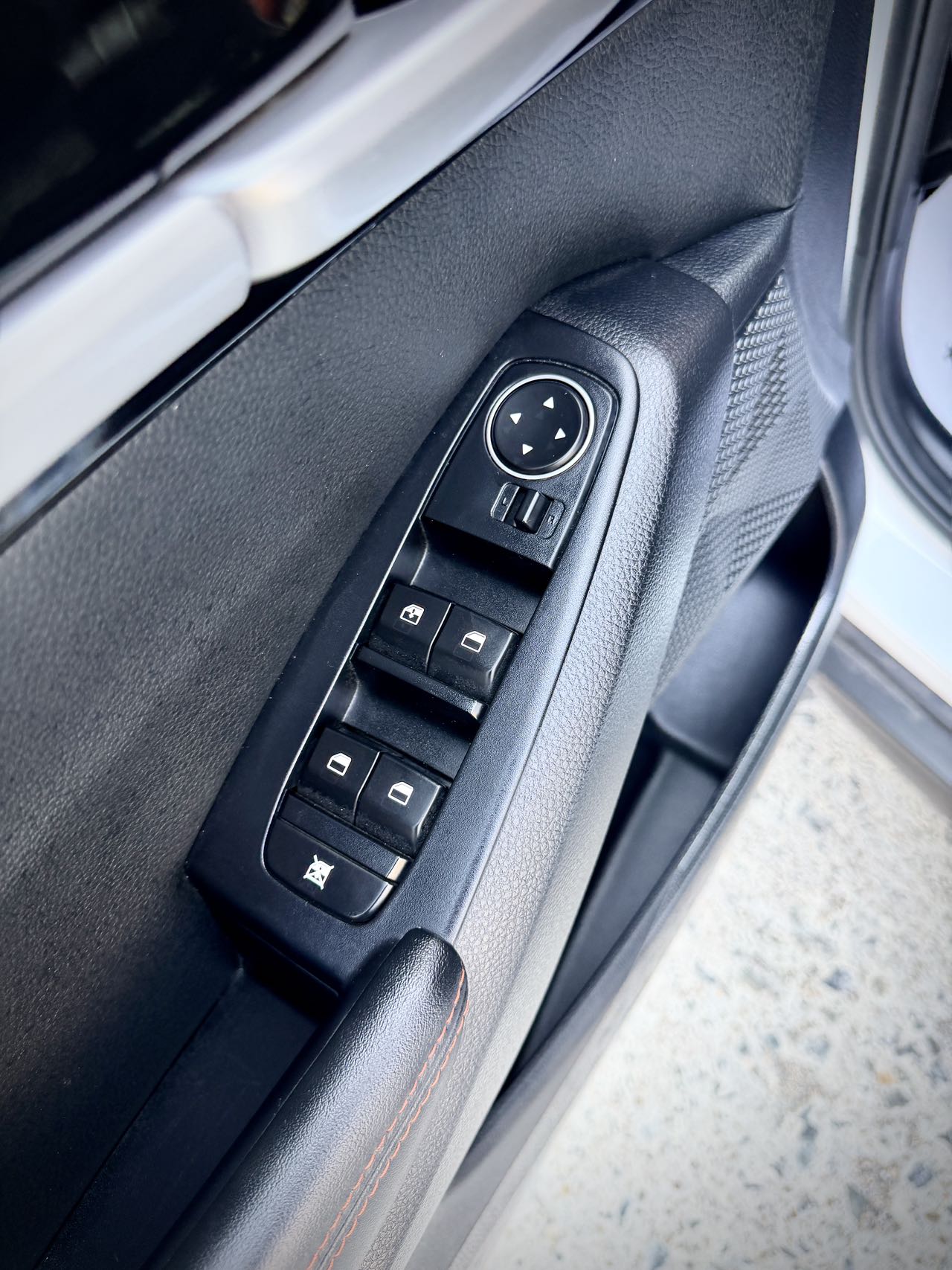 Kia Seltos 2023 image de voiture #16